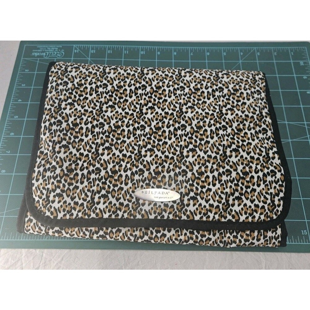 Silpada Tri-Fold Jewelry Organizer Storage Travel Case Large Leopard Print